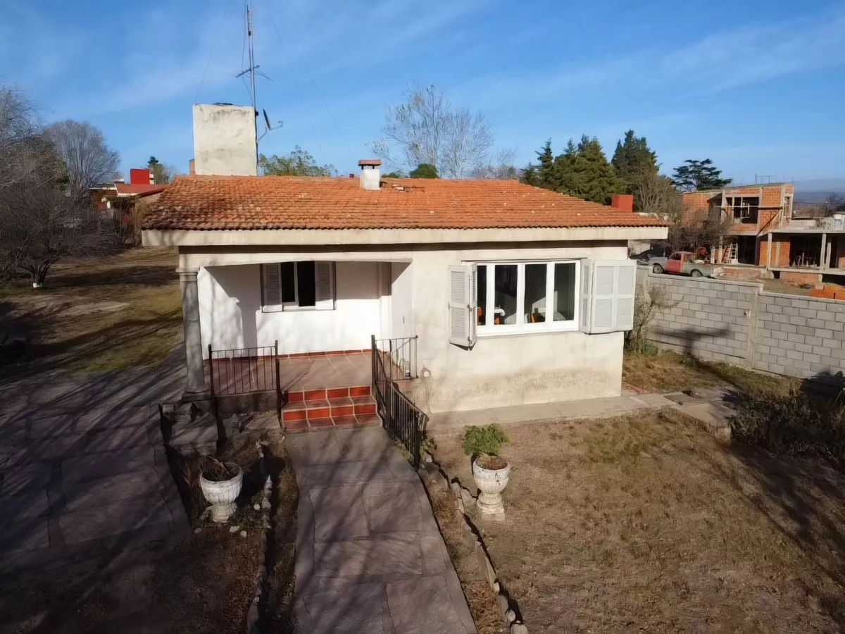 VENTA CASA TANTI IDEAL TURISMO SOBRE RUTA - Imagen ampliada 8