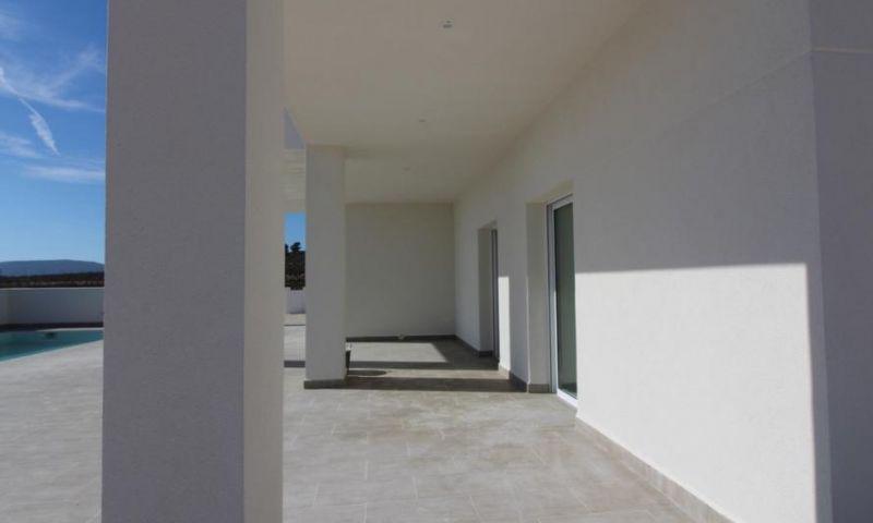 Villa en Pinoso Alicante - Imagen ampliada 2