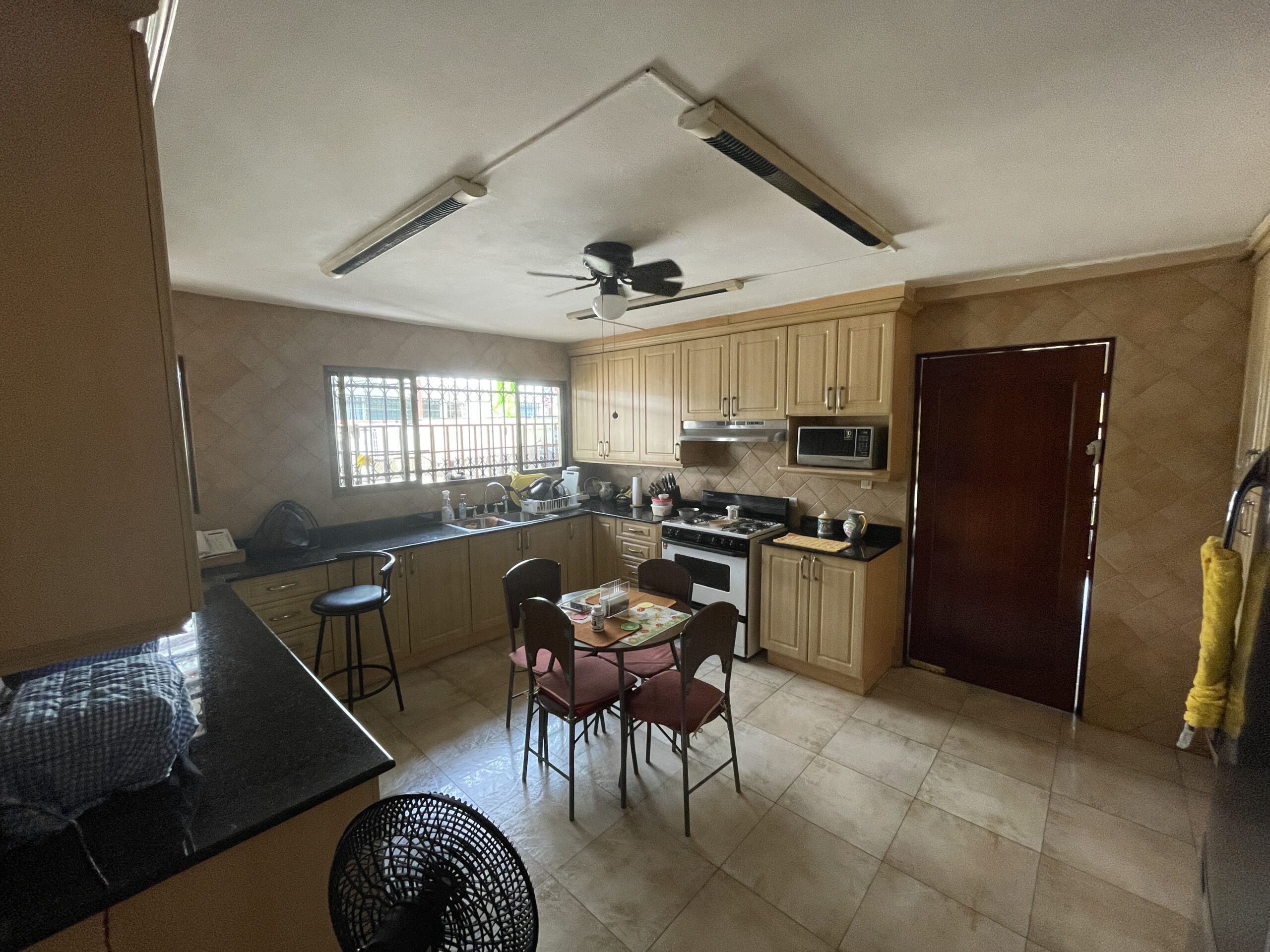 Casa en La Alameda - Imagen ampliada 23