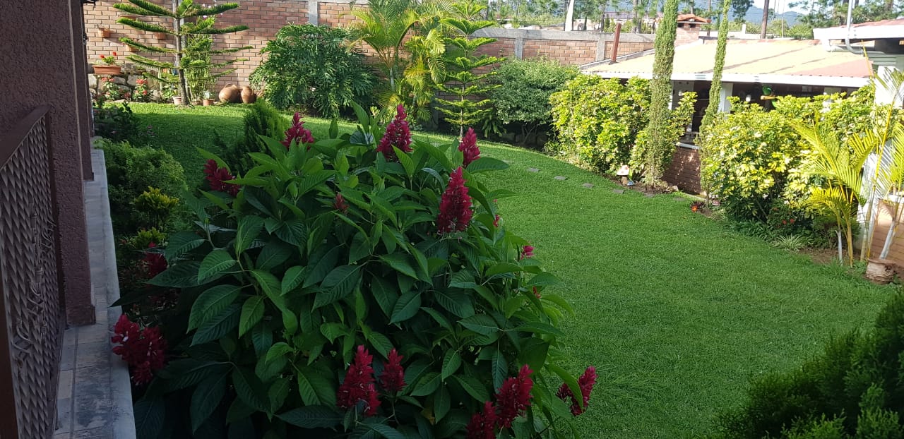 Se vende casa en Valle de Angeles Honduras - Imagen ampliada 5
