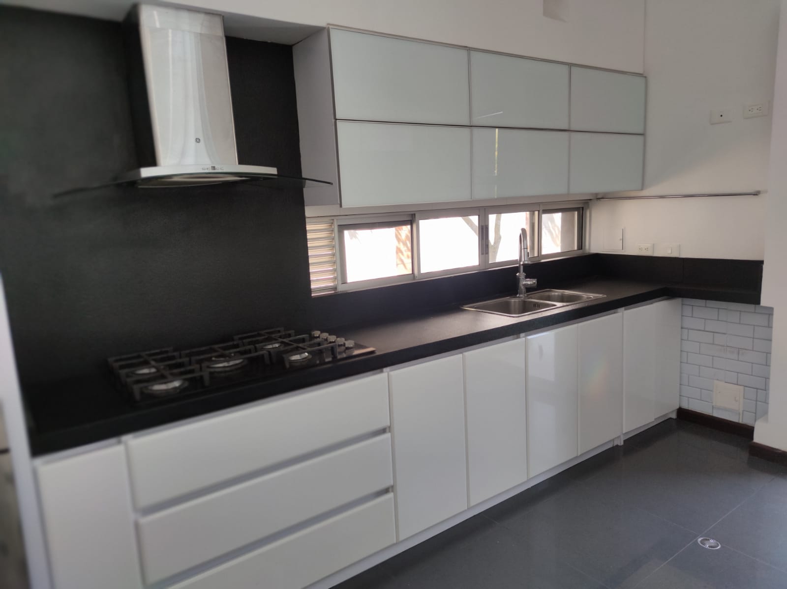 CASA RUITOQUE CONDOMINIO - Imagen ampliada 2