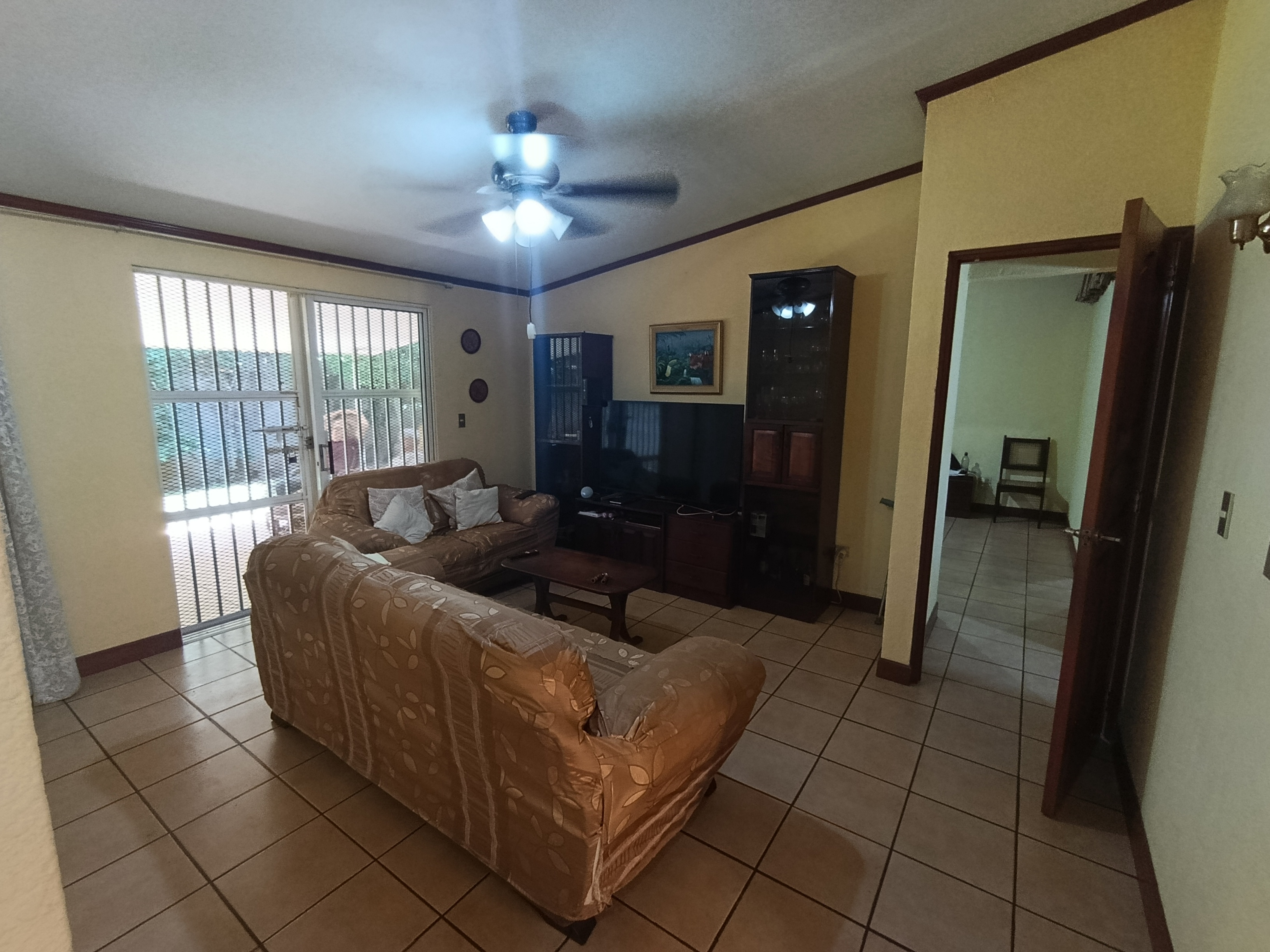 Propiedad residencial en venta en Villa Fontana - Imagen ampliada 8