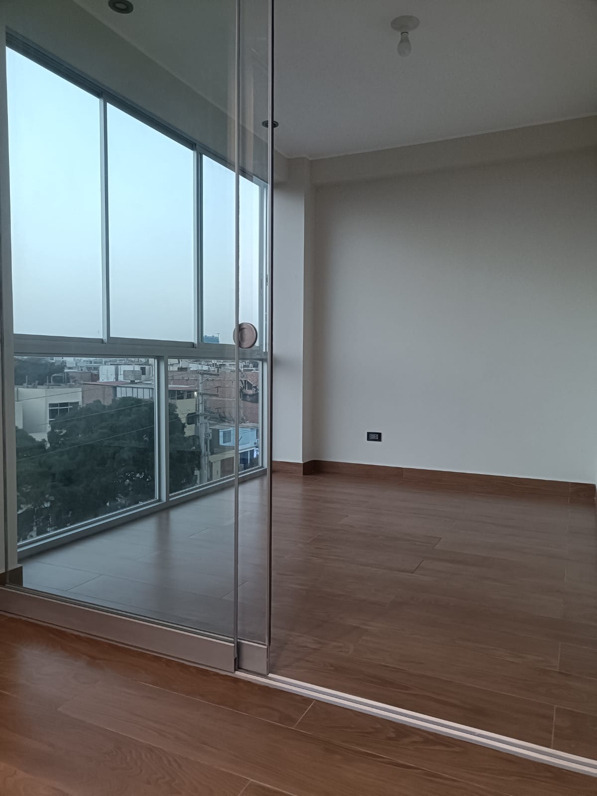 DULEX DE ESTRENO MODERNO EXCLUSIVO  AV BERTELLO LIMITE PUEBLO LIBRE - Imagen ampliada 4