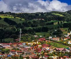 BEAUTIFUL FINCA FOR SALE IN ZARCERO - Imagen ampliada 2