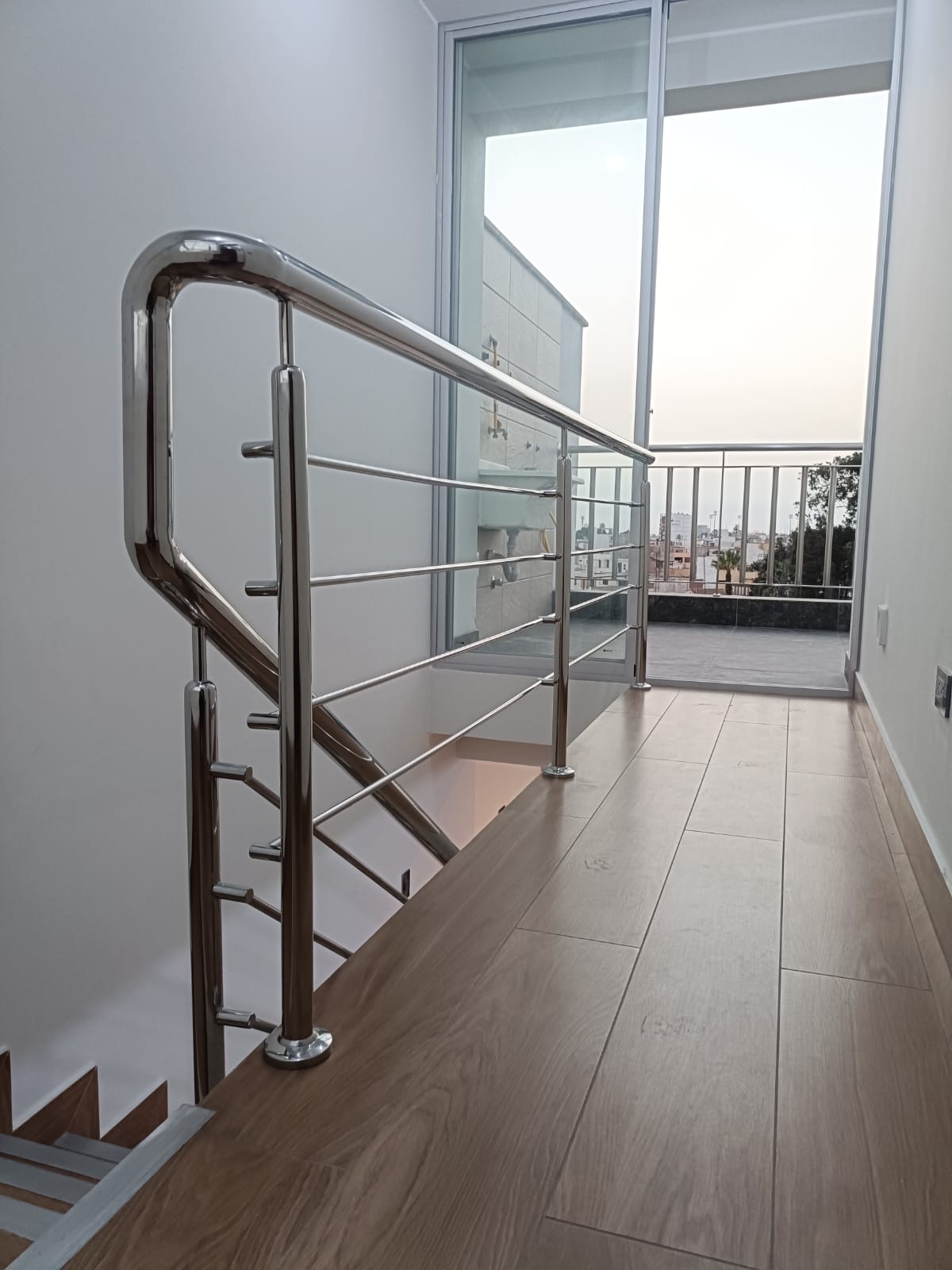 DULEX DE ESTRENO MODERNO EXCLUSIVO  AV BERTELLO LIMITE PUEBLO LIBRE - Imagen ampliada 9