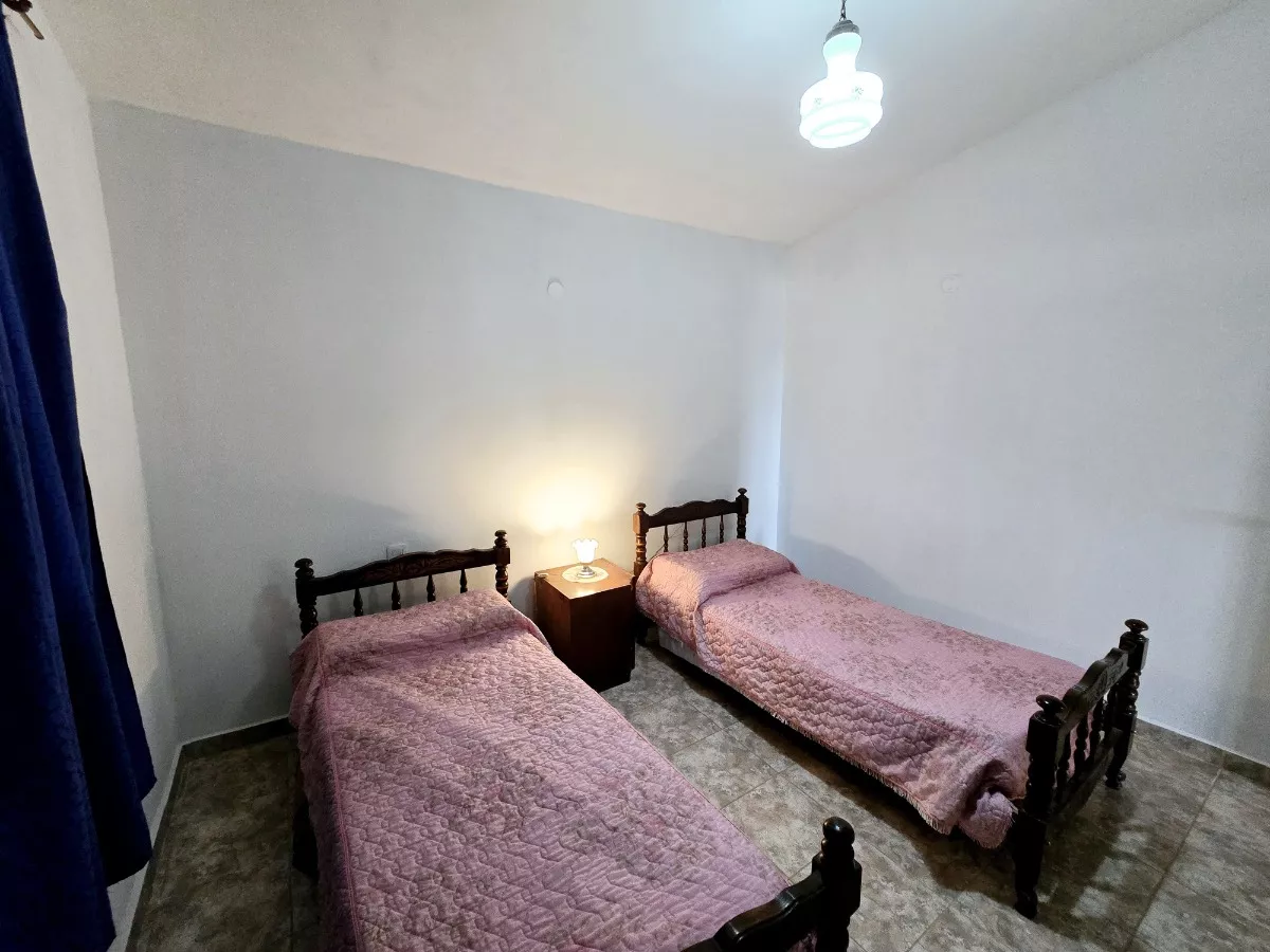 VENTA CASA TANTI IDEAL TURISMO SOBRE RUTA - Imagen ampliada 2
