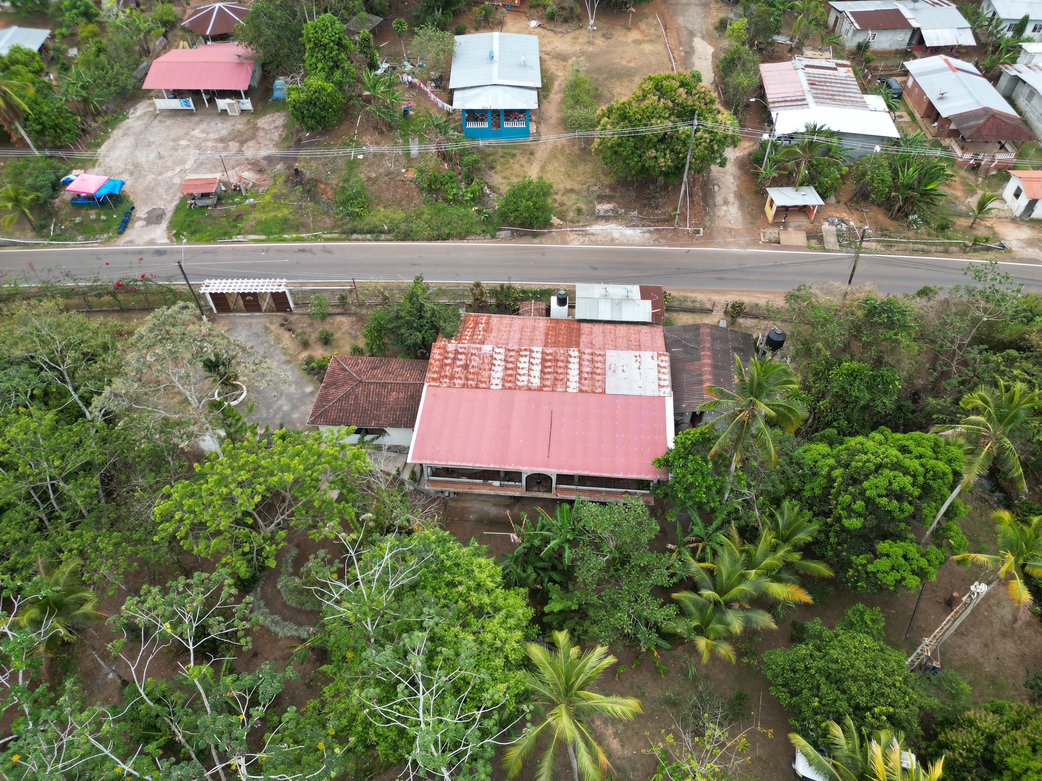 Oportunidad única de inversión Finca de 30000 m2 en Arado Río Congo La Chorrera - Imagen ampliada 2
