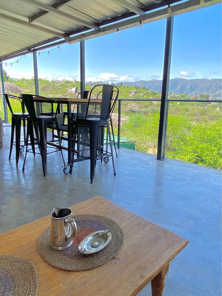 VENTA CASA MIRADOR DEL LAGO BIALET MASSE CARLOZ PAZ CORDOBA - Imagen ampliada 2