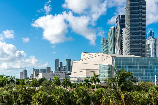 Cove Miami | El Lujo Frente al Agua en el Corazón de Edgewater - Imagen ampliada 12
