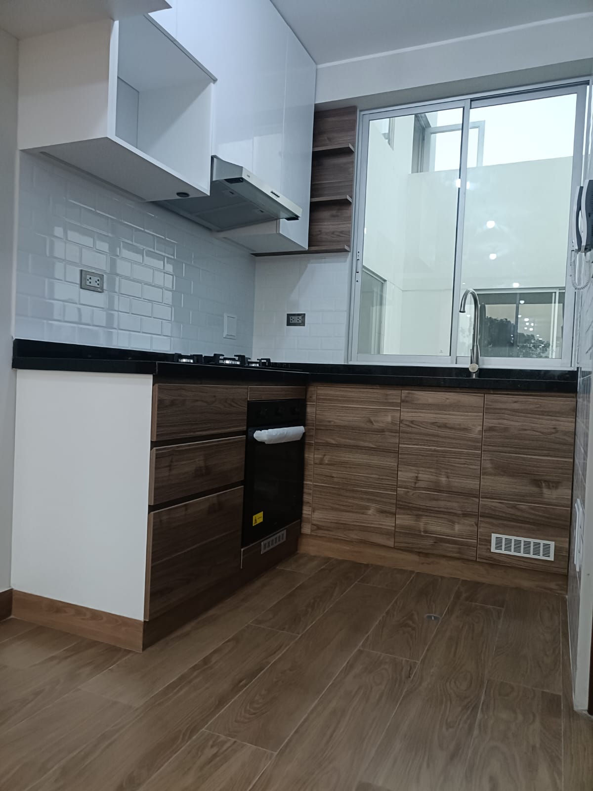 DULEX DE ESTRENO MODERNO EXCLUSIVO  AV BERTELLO LIMITE PUEBLO LIBRE - Imagen ampliada 52
